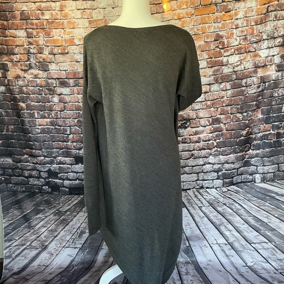 Limited Sweater Cape Sz M/L - Picture 3 of 3